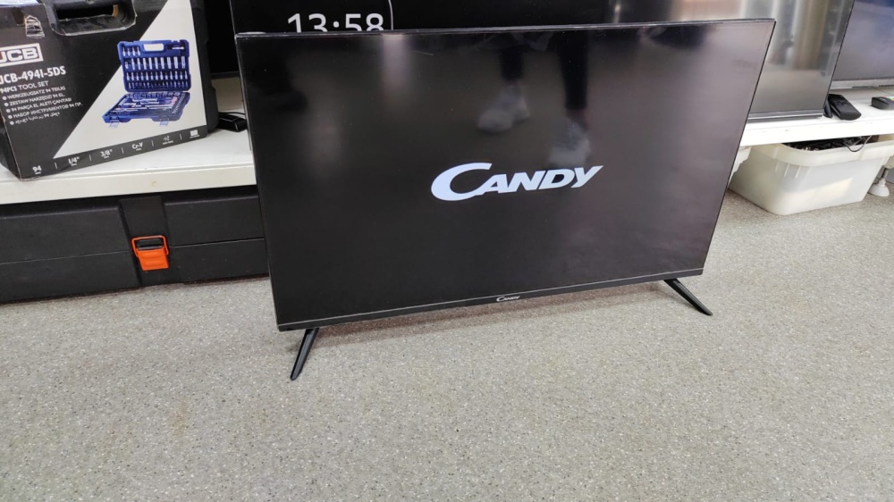 Телевизор Candy 32