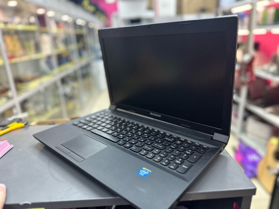 Ноутбук ASUS F555l
