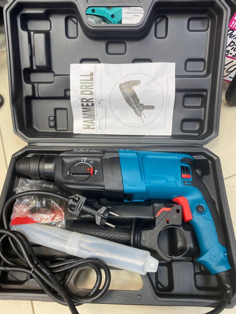 Перфоратор Makita