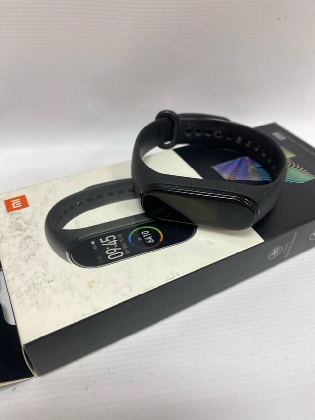 Фитнес-браслет Xiaomi Mi Smart Band 4