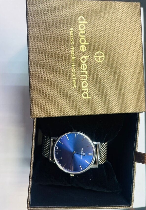 Часы Claude Bernard