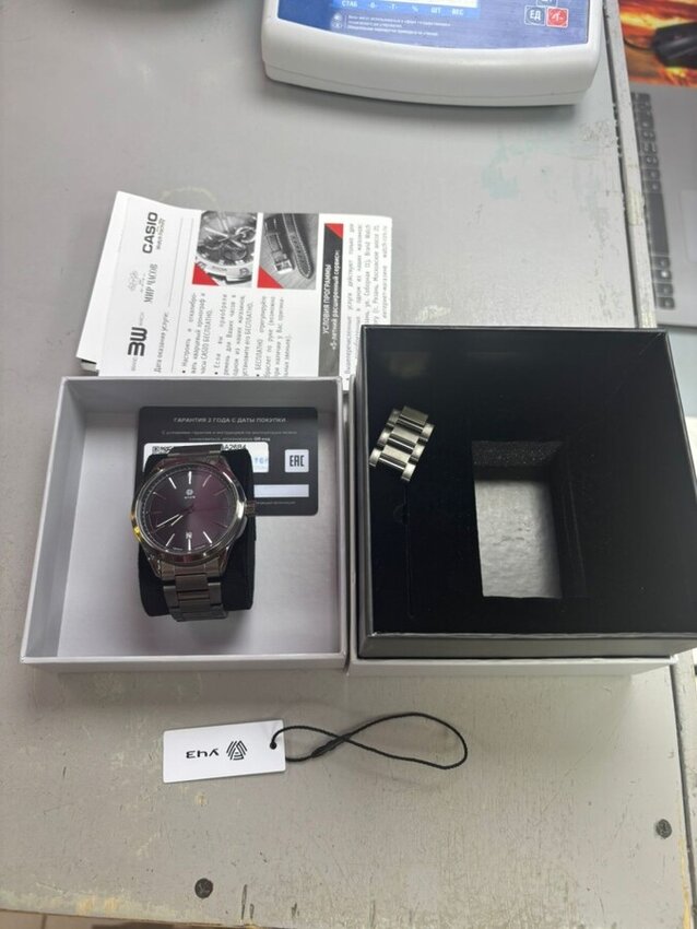 Часы УЧЗ 1524A26B4