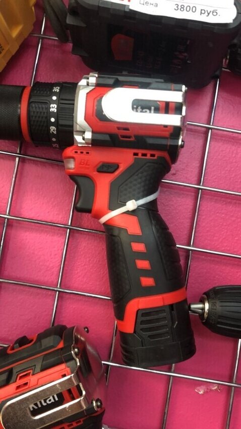 /Дрель-шуруповерт бесщёточный