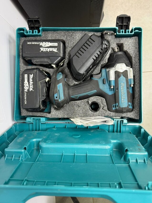 Гайковерт МАКITA