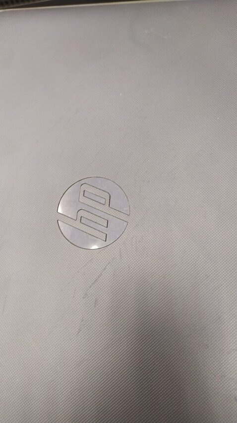 Ноутбук HP 4*2,1/4/128SSD/1