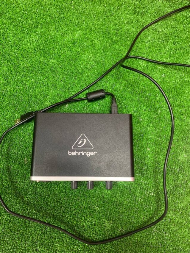 звуковая карта behringer UMC 202HD