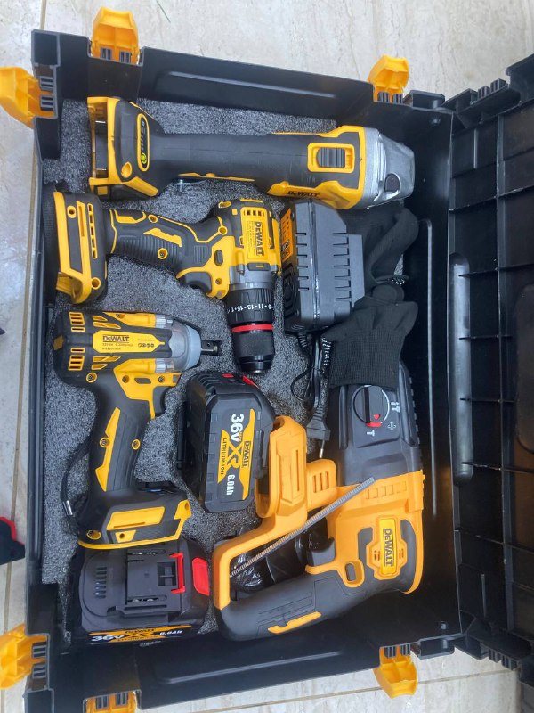 Набор инструментов 4в1 dewalt