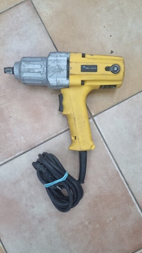 Гайковерт Skytools SK9000