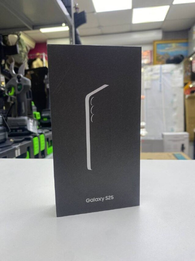 Смартфон Samsung S25