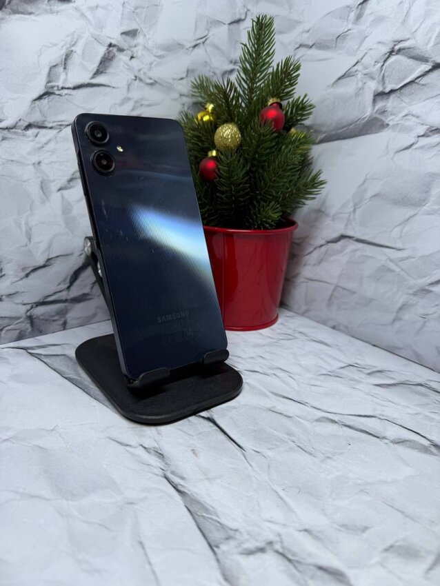 Смартфон Samsung A06 4\128