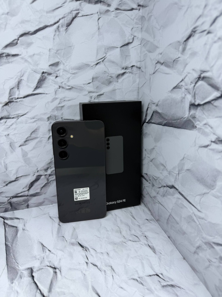 Смартфон Samsung S24 FE 8/512