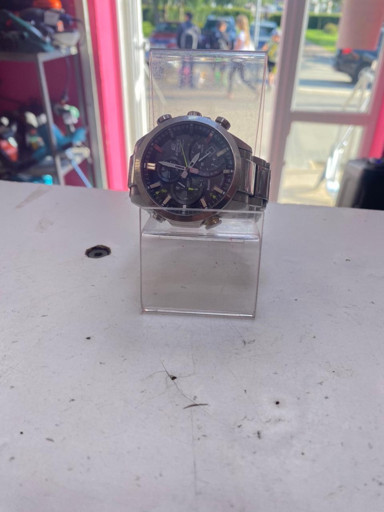 Часы Ediface EQB-501