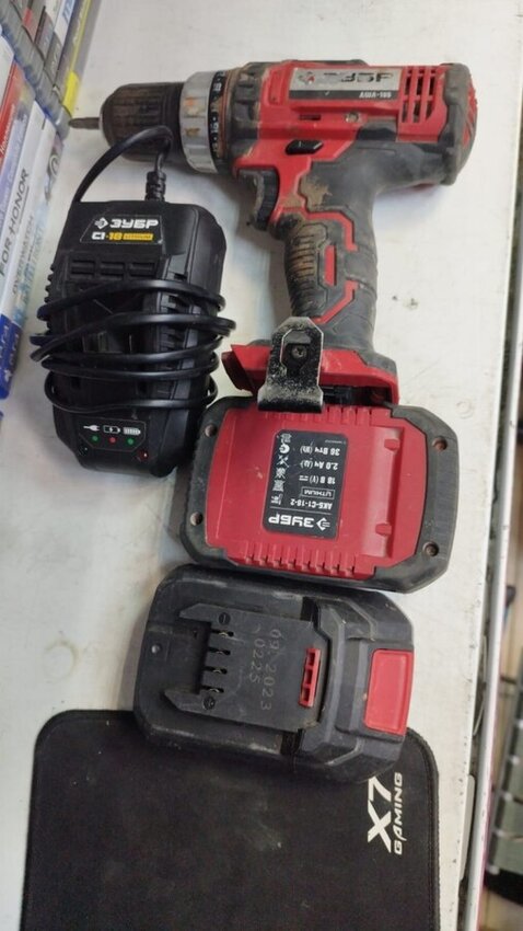 Шуруповерт Зубр 18v