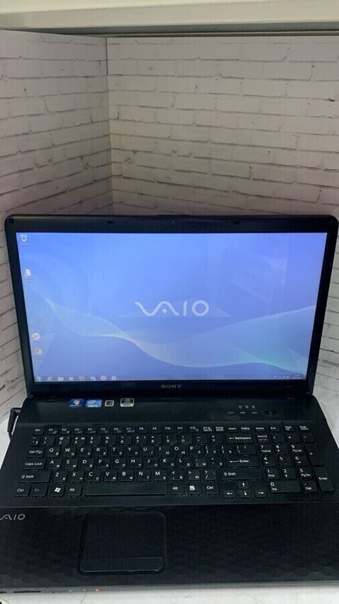 Ноутбук Sony VPCEJ 4/512 i5