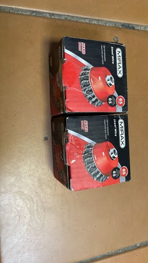 Щетка стальная