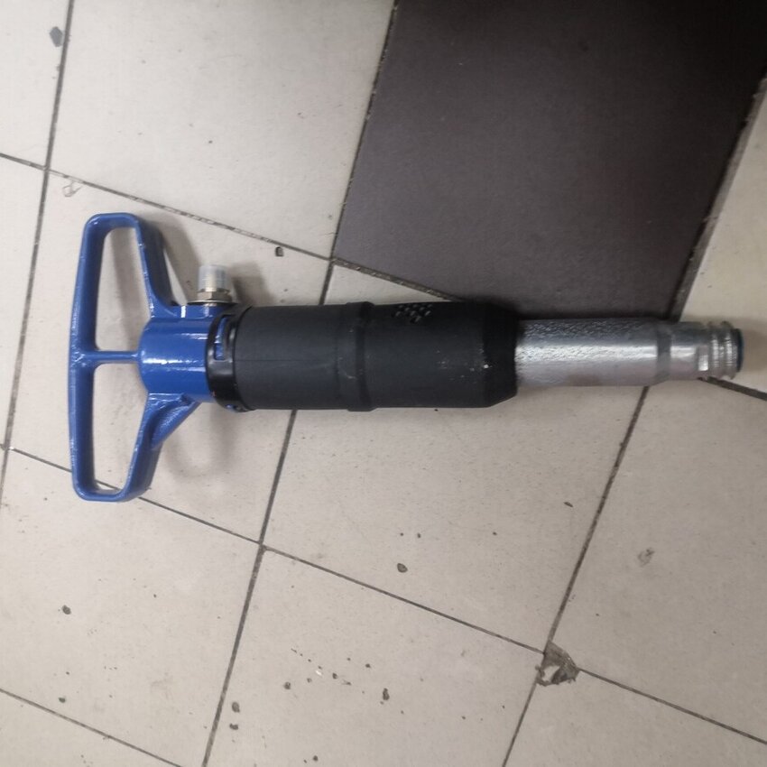 Отбойный молоток синие
