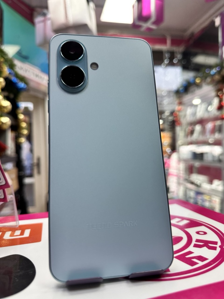 Мобильный телефон Tecno Spark Go 2 3\64
