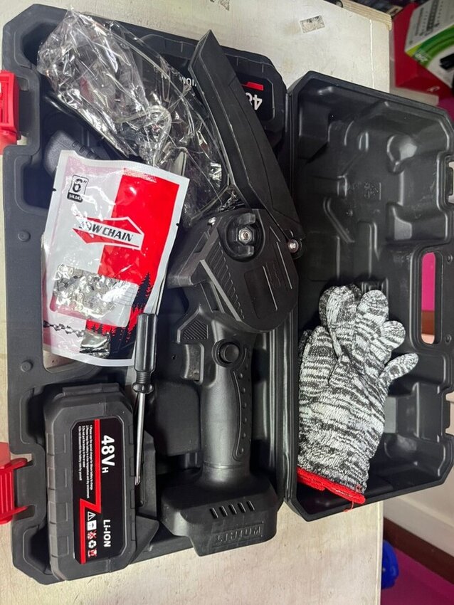 Кусторез АКБ E-FORCE