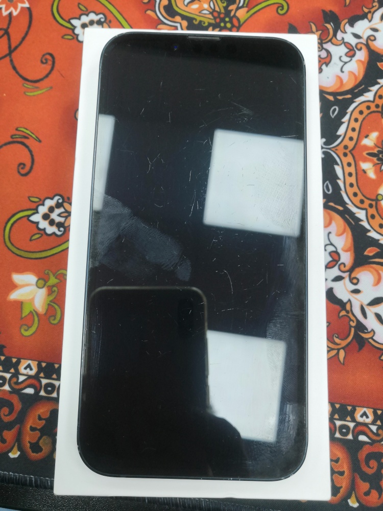 Смартфон iPhone 14 128Гб