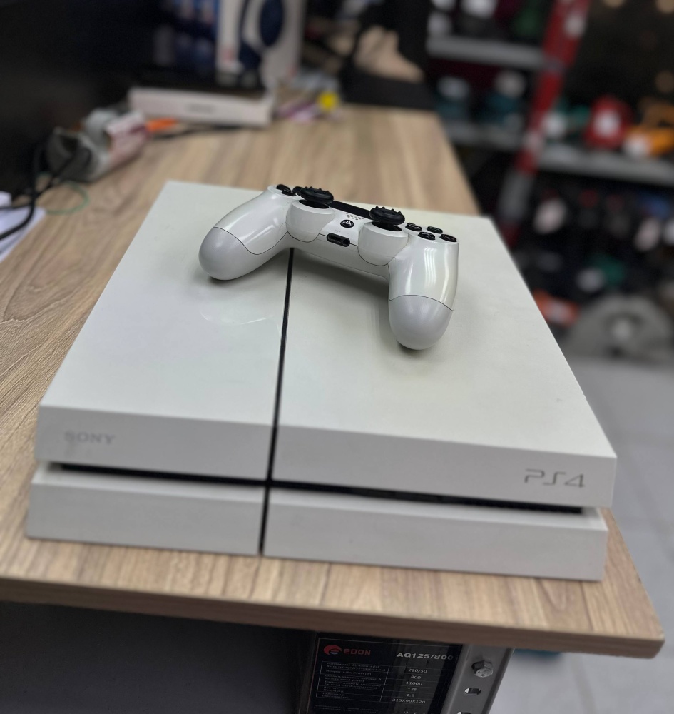 Игровая приставка Sony PlayStation 4 fat 500гб