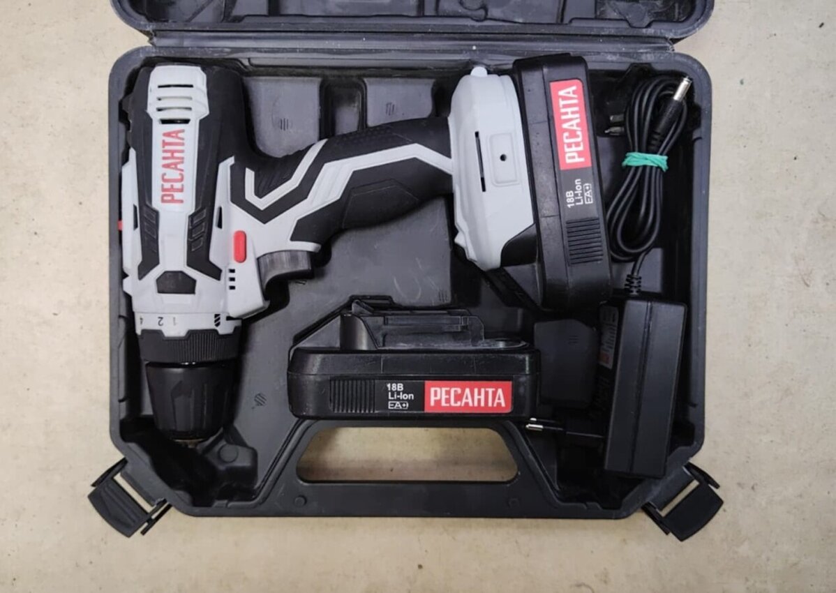 Шуруповерт Ресанта