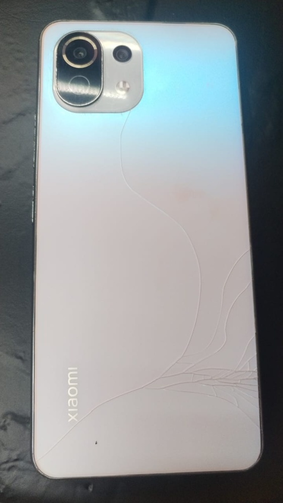 Смартфон Xiaomi 11 Lite
