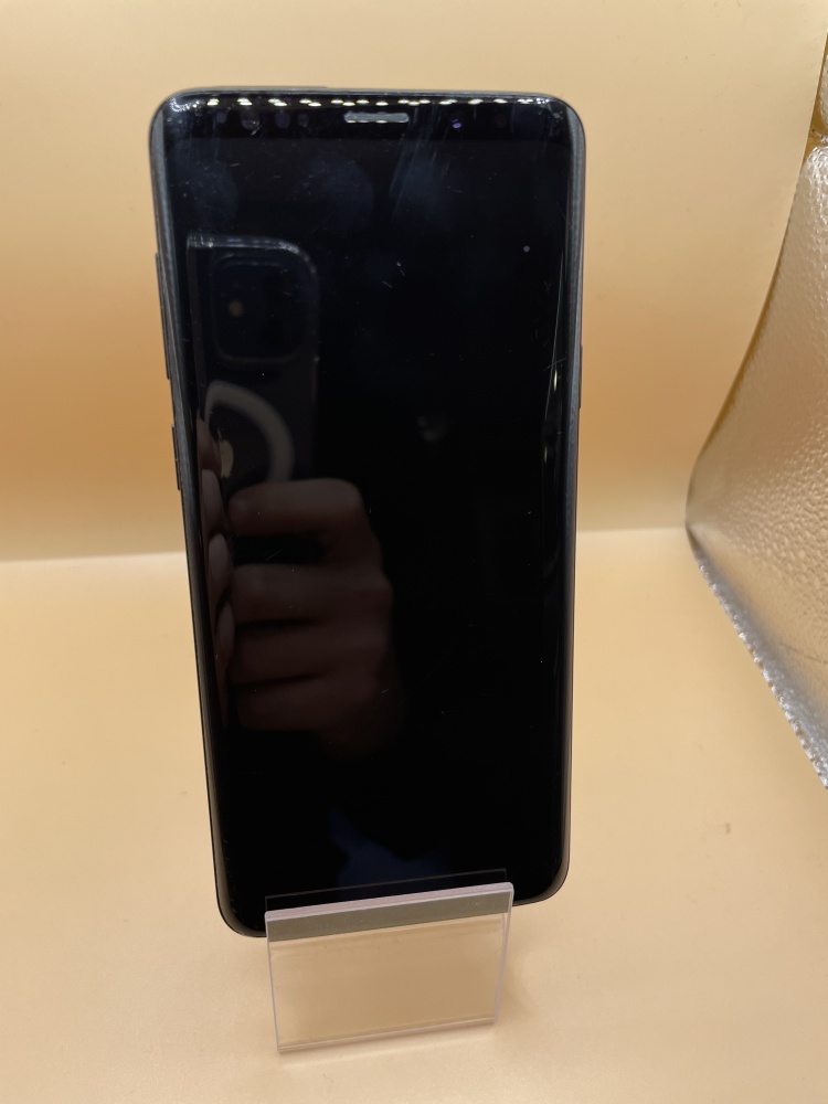 Смартфон Samsung S9+