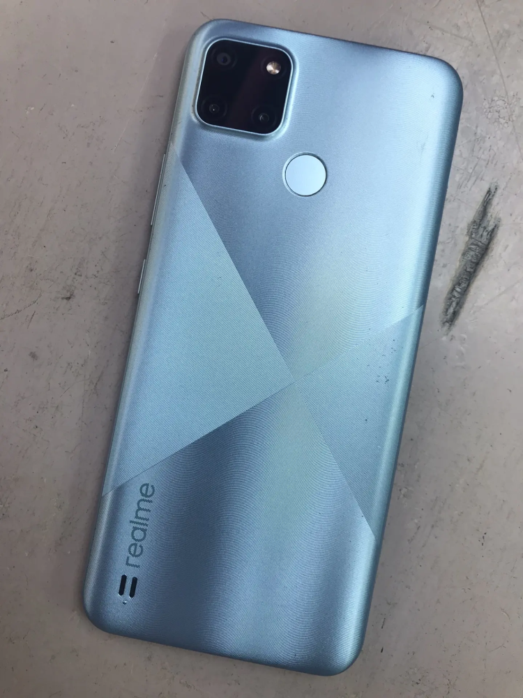 Смартфон Realme C21Y 4\64