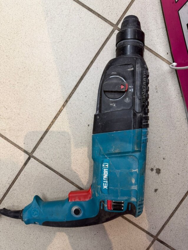 Перфоратор HANDTEK