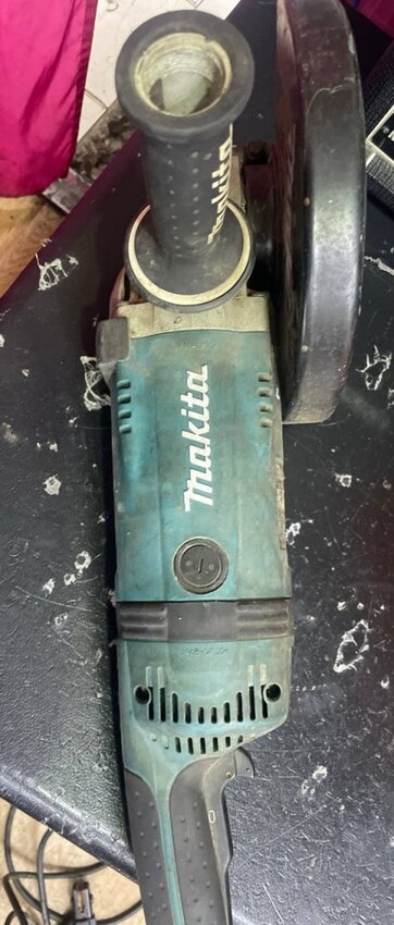 УШМ (Болгарка) Makita GA9040S