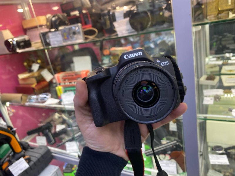 Фотоаппарат Canon EOS R50 kit 18-