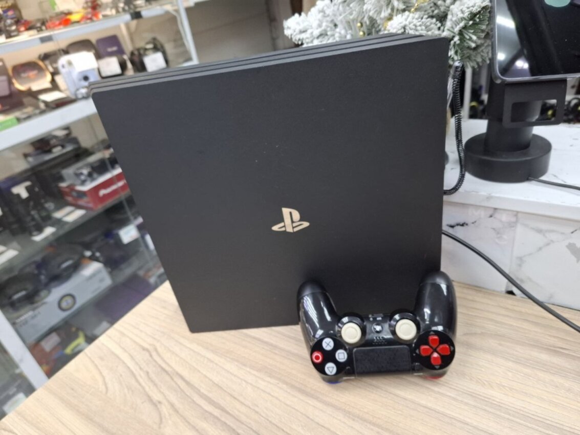 Игровая приставка Sony PlayStation 4 PRO