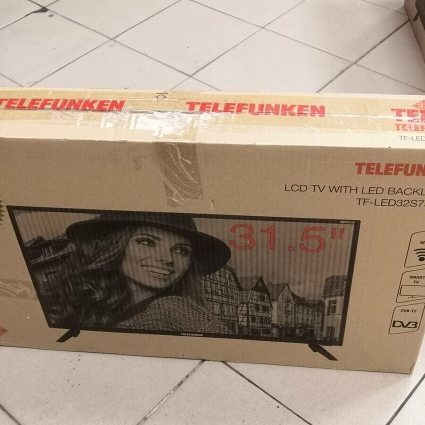 Телевизор Telefunken 32" smart