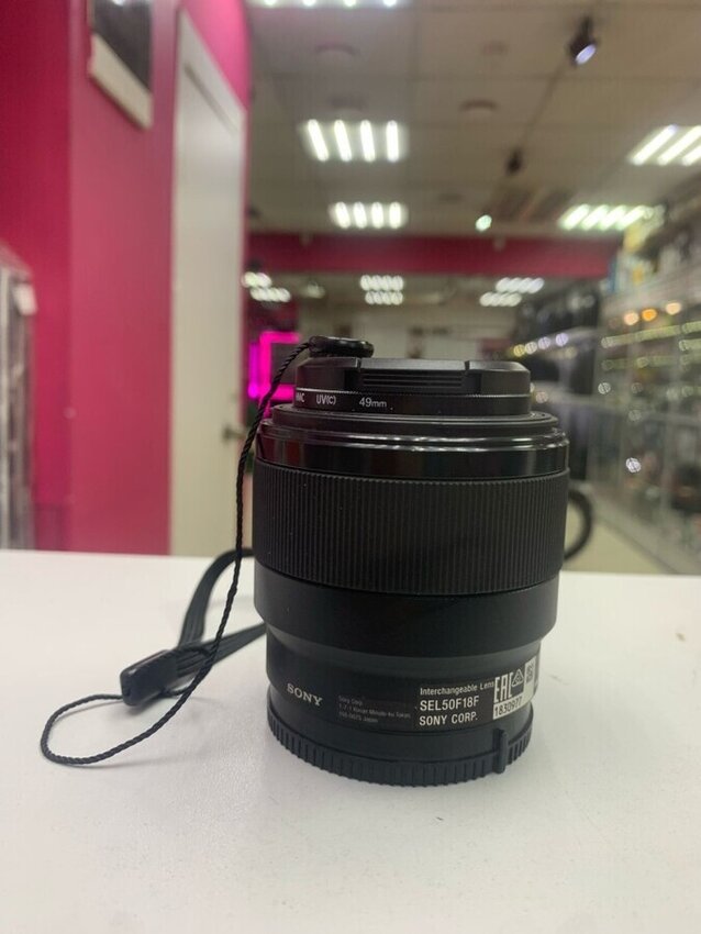Объектив SEL50F18F